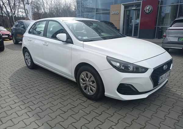 Hyundai I30 cena 54900 przebieg: 88948, rok produkcji 2019 z Rzeszów małe 326